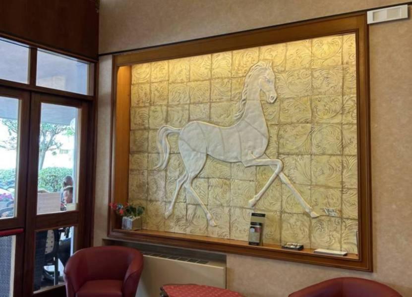 Al Cavallino Bianco Линяно Сабиадоро Екстериор снимка